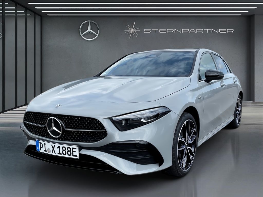 Bild des Angebotes Mercedes-Benz A 250 e +AMG+Night+MBUX+PANO+KAMERA+AHK+HuD+SHZ