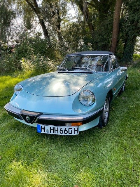 Bild des Angebotes Alfa Romeo Spider 2.0 H-Kennzeichen