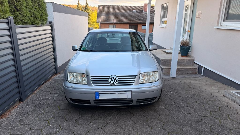 Bild des Angebotes Volkswagen Bora 1.6 16V Highline
