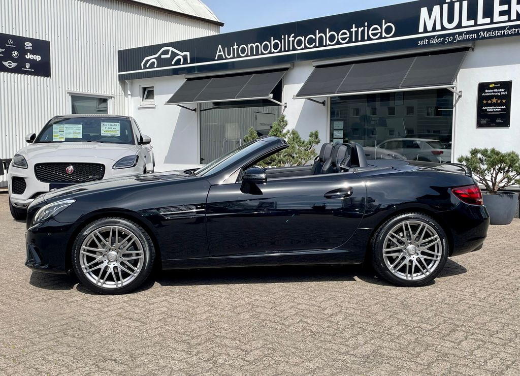 Bild des Angebotes Mercedes-Benz SLC 180+NAVI+LED+18"+ JAHRESWAGENZUSTAND+1.Hand