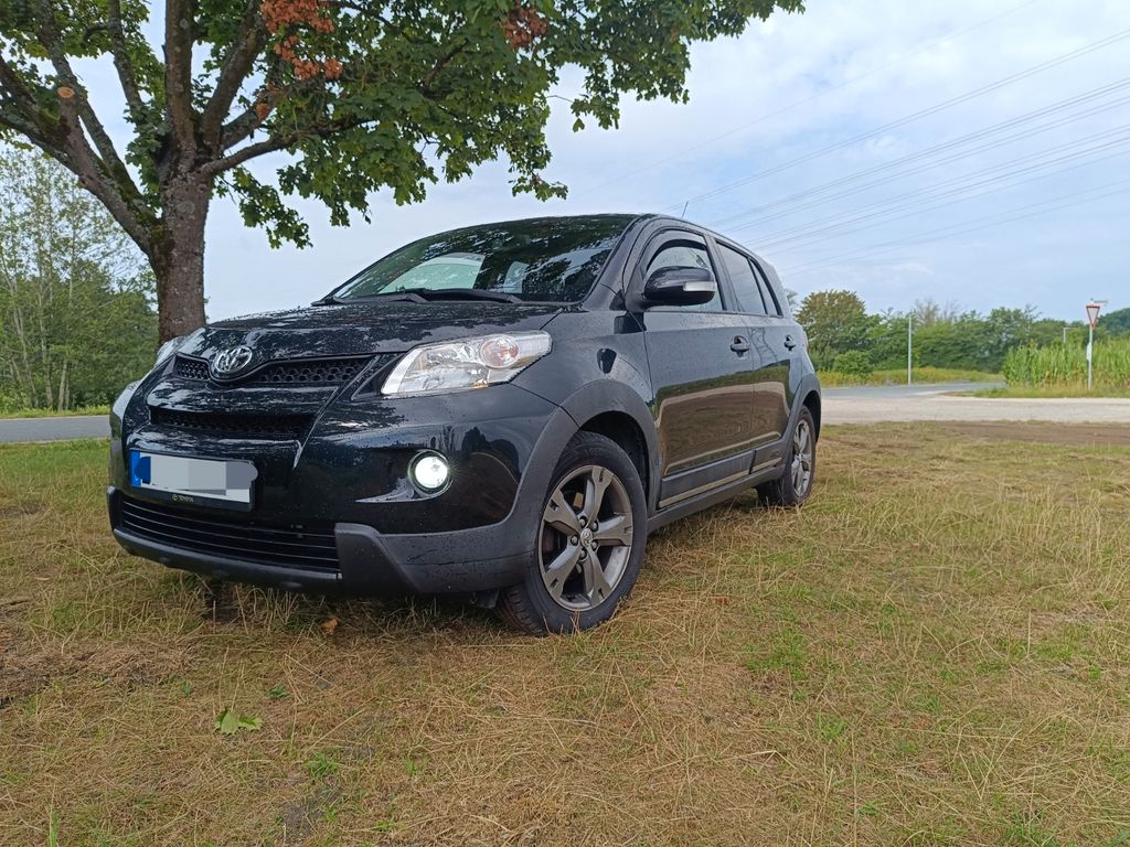 Bild des Angebotes Toyota Urban Cruiser 1,4 D-4D AWD mit Neuteilen, selten