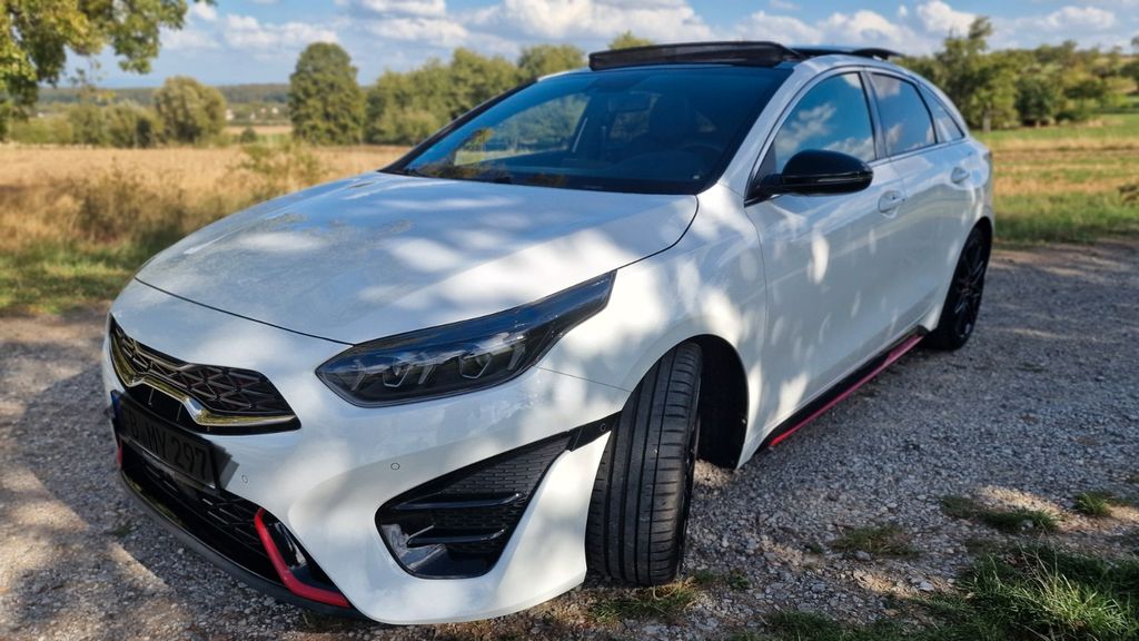 Bild des Angebotes Kia GT Unikat | 204 PS | Bastuck | Keramikversiegelt