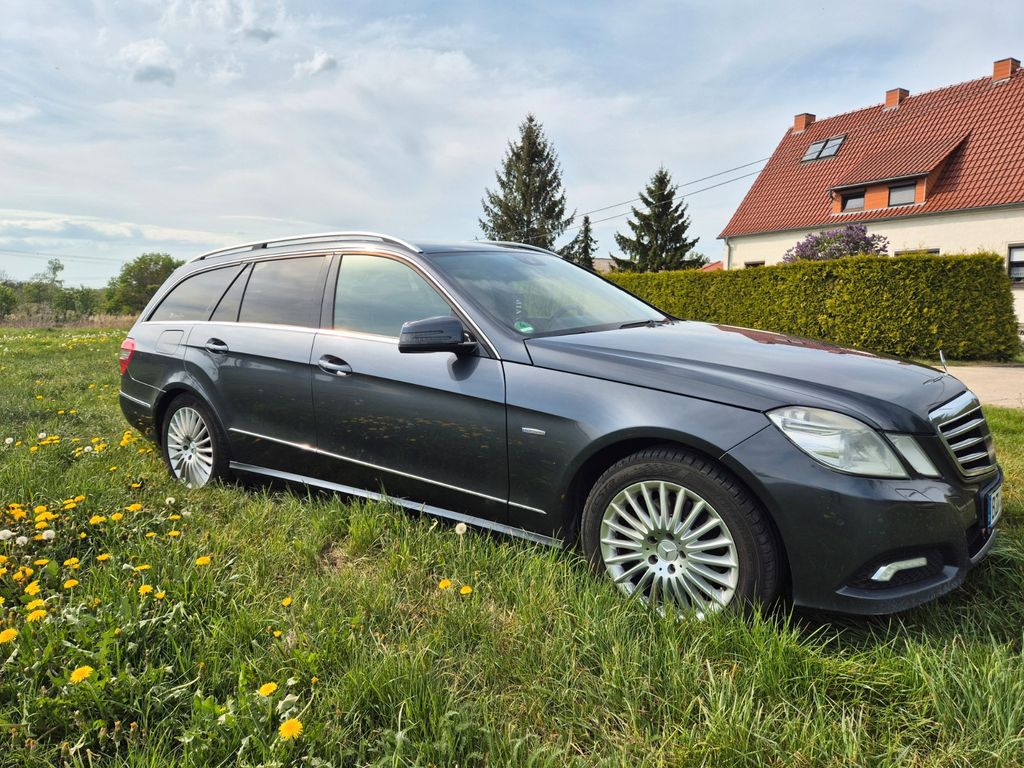 Bild des Angebotes Mercedes-Benz E 350 CDI 4MATIC T BlueEFF. AVANTGARDE AVANT...