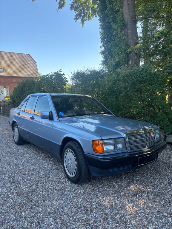 Bild des Angebotes Mercedes-Benz 190E 2.0 Benzin W201 123PS