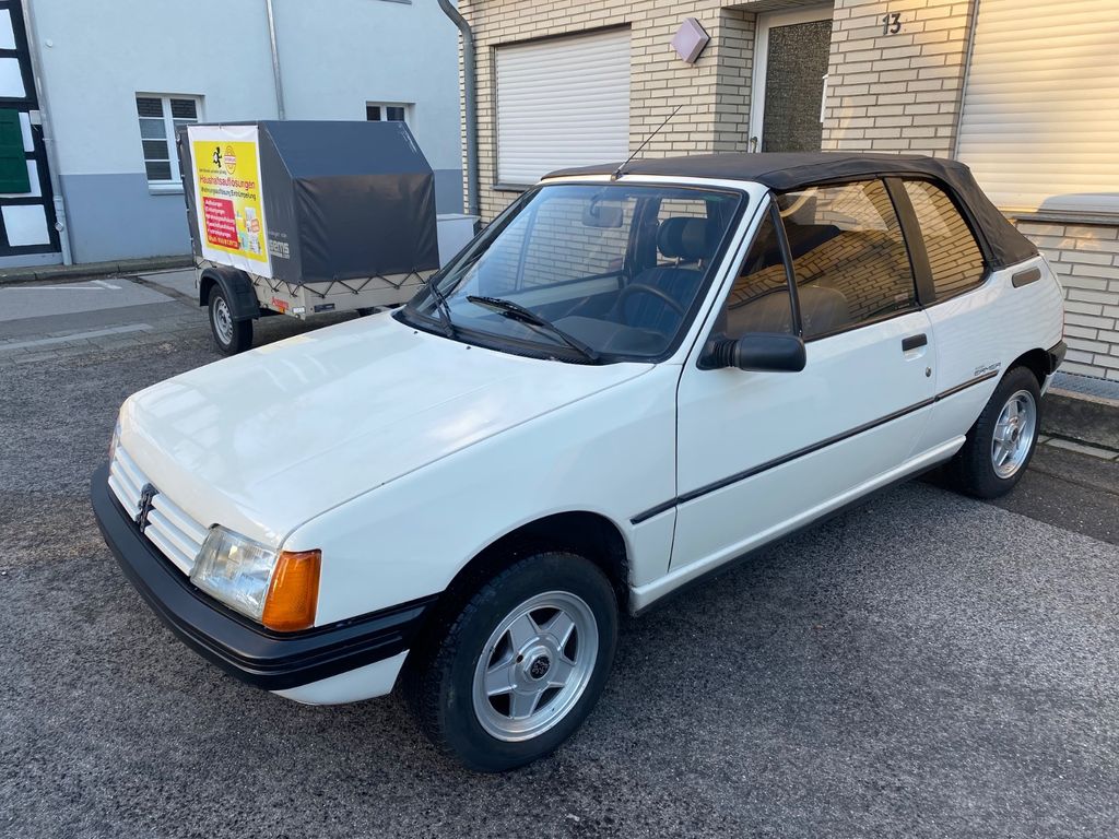 Bild des Angebotes Peugeot 205 Cabrio Oldtimer. Fahrbereit ohne TÜV