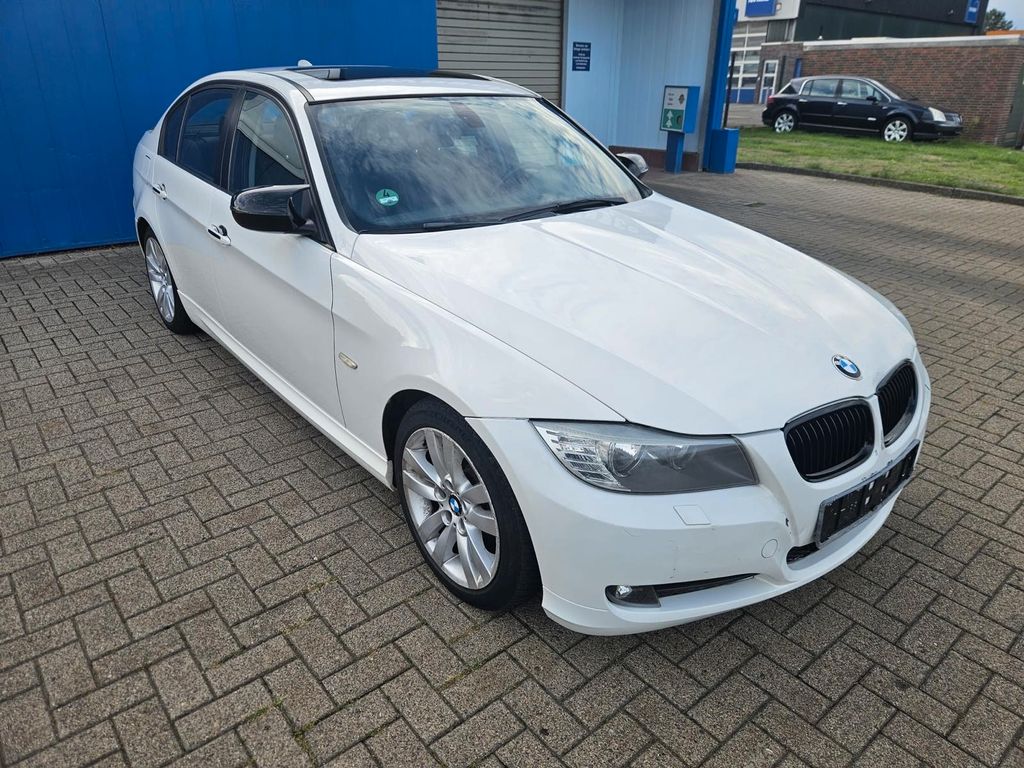 Bild des Angebotes BMW 323