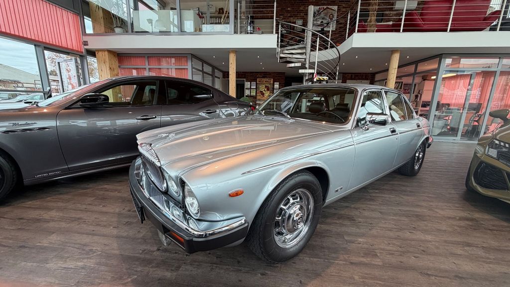 Bild des Angebotes Jaguar XJ12 Double Six H-Zulassung Bestzustand