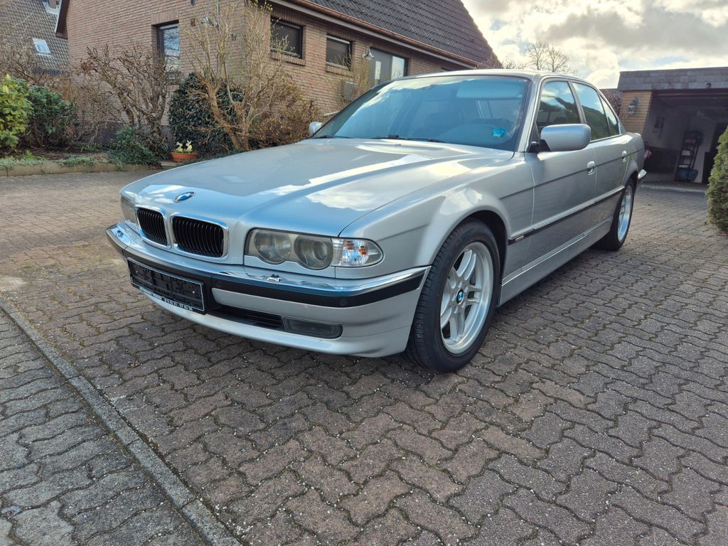 Bild des Angebotes BMW 740i A -