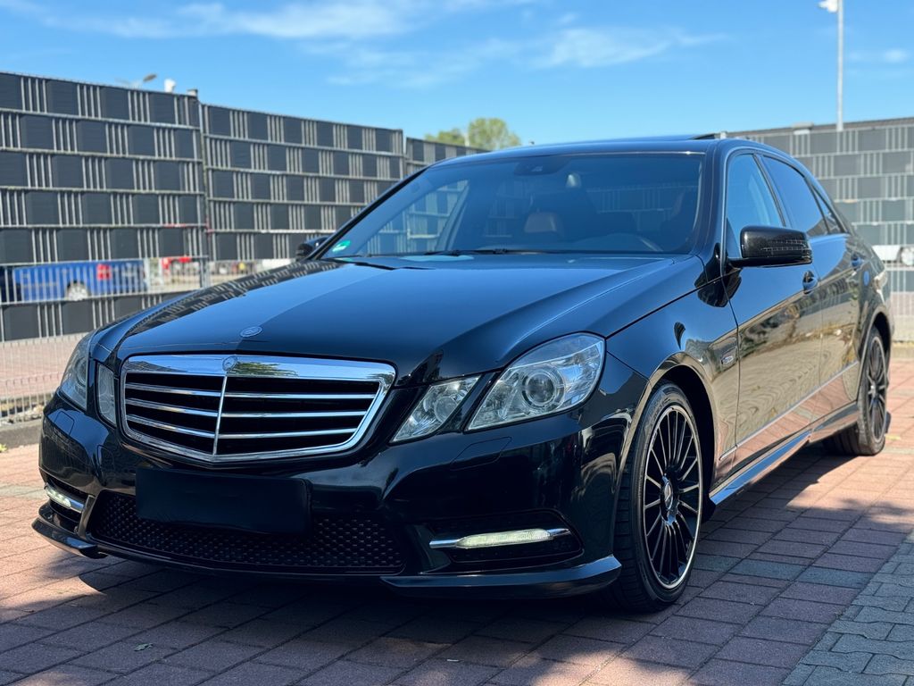 Bild des Angebotes Mercedes-Benz E 350 CDI Limousine Aut. AMG Line /NAVI/KAMER/LE