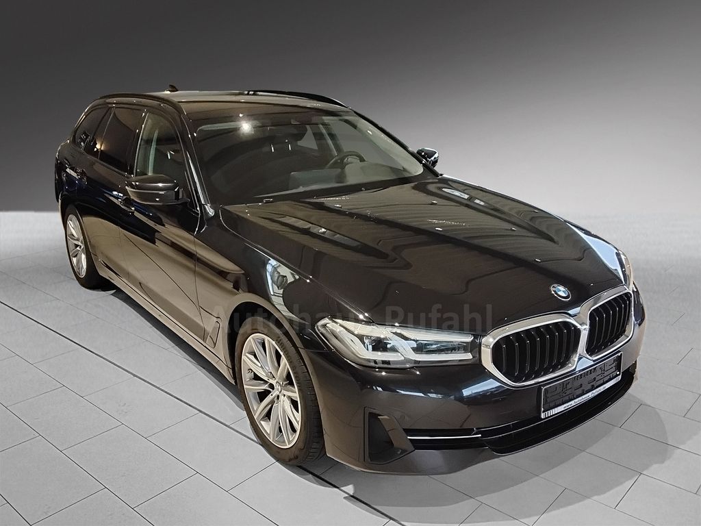 Bild des Angebotes BMW 520 Shadow Line  LED, Allrad, AHK 2.000kg