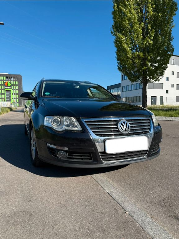 Bild des Angebotes Volkswagen Passat Variant 2.0 Turbo FSI Tiptr. Comfortl...