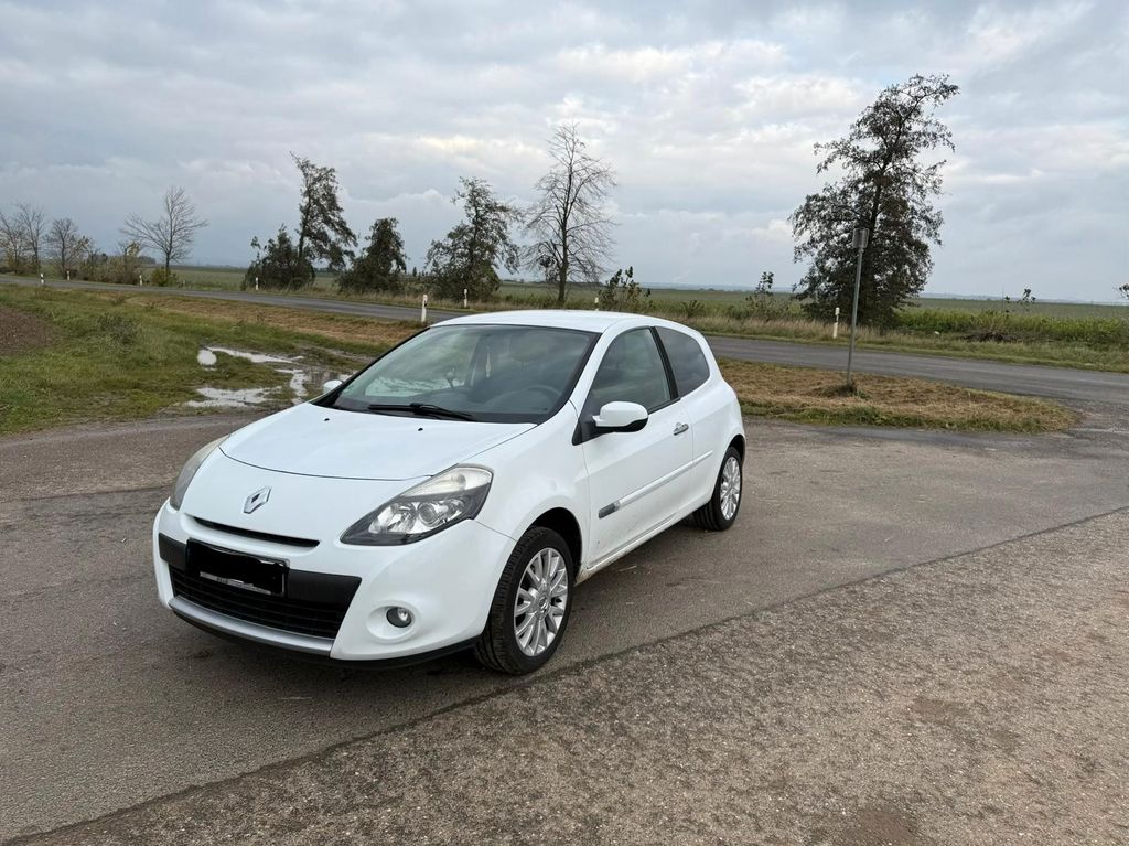 Bild des Angebotes Renault Clio 1.2 16V 75