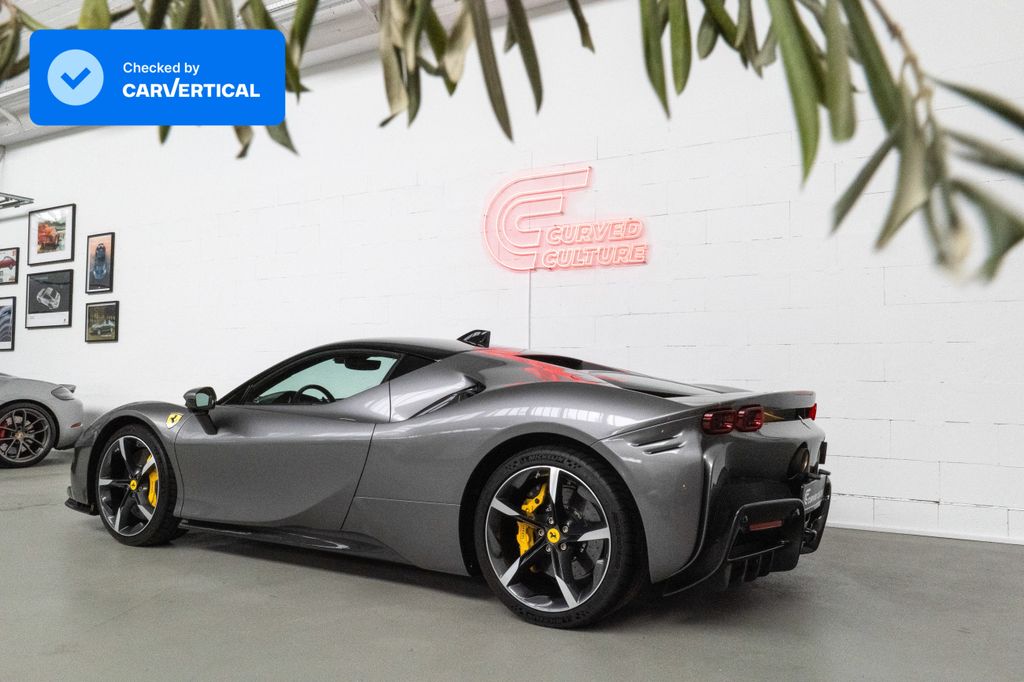 Bild des Angebotes Ferrari SF90 I CarbFull Pack I ADAS I Lift I warranty