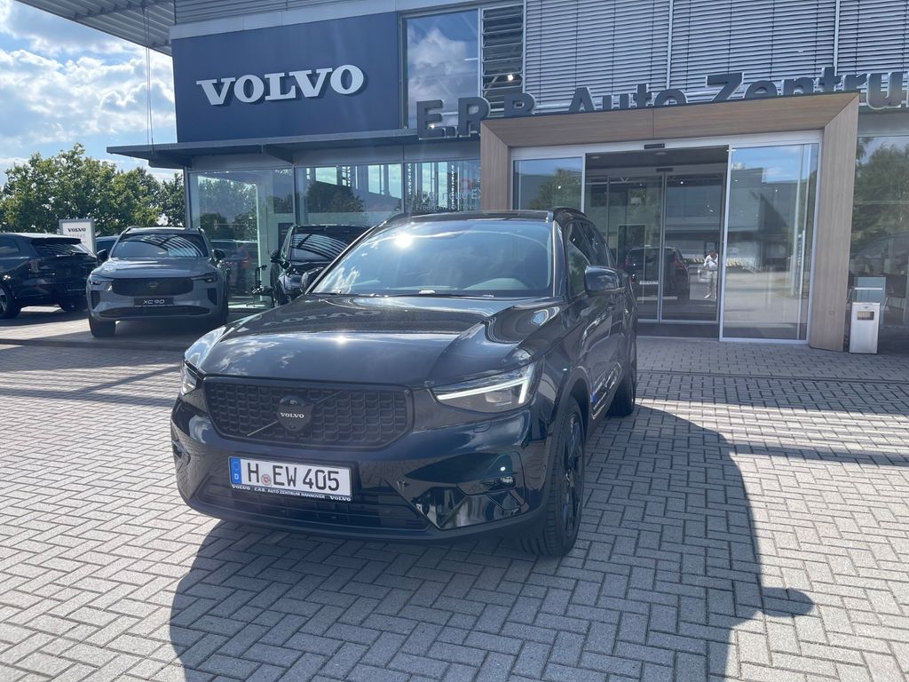 Bild des Angebotes Volvo XC40 B3 Plus Black Edition 2WD
