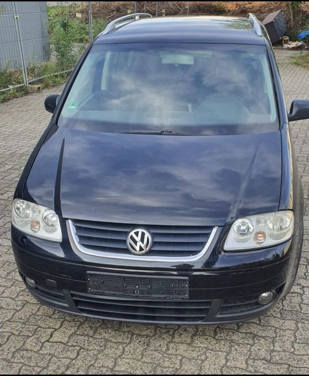 Bild des Angebotes Volkswagen Touran Automatik , 7 Sitze, neu Zahnrimen , TÜV