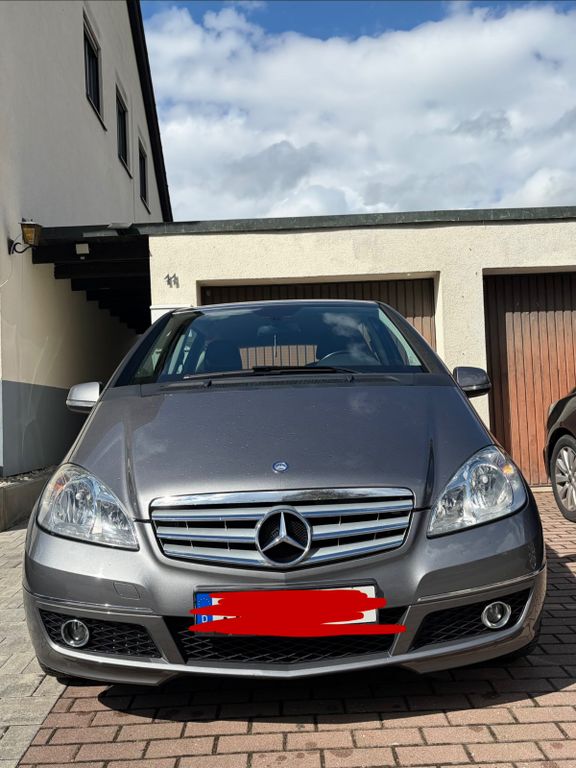 Bild des Angebotes Mercedes-Benz A 180 BlueEFFICIENCY Avantgarde