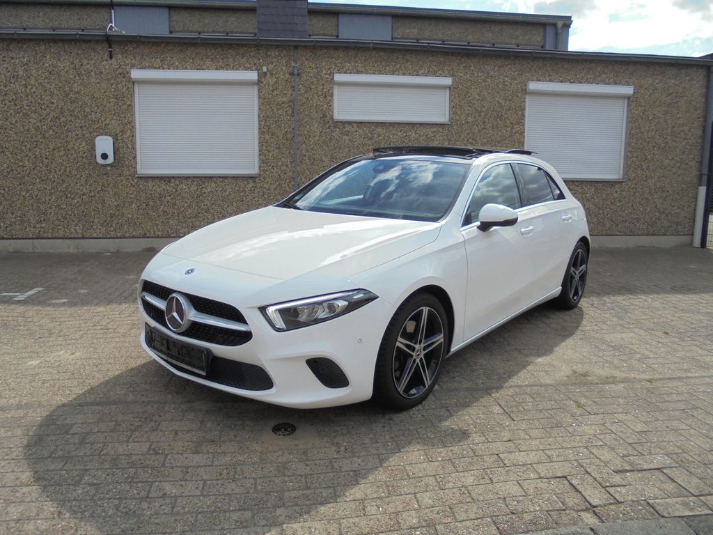 Bild des Angebotes Mercedes-Benz A 220 Edition 19, Panorama ,Kamera ,MBUX,