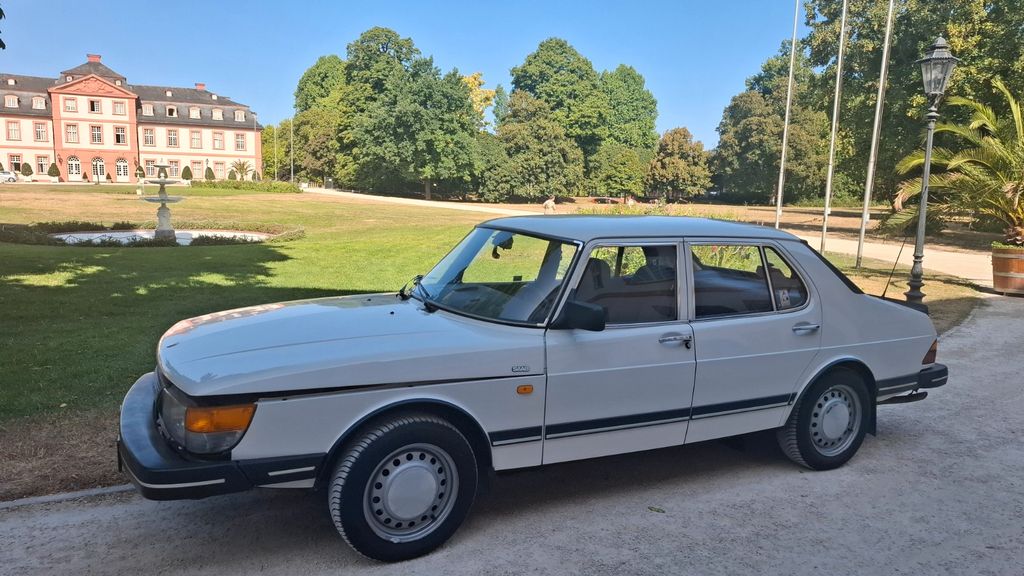 Bild des Angebotes Saab 900 Sedan, sehr gepflegt,