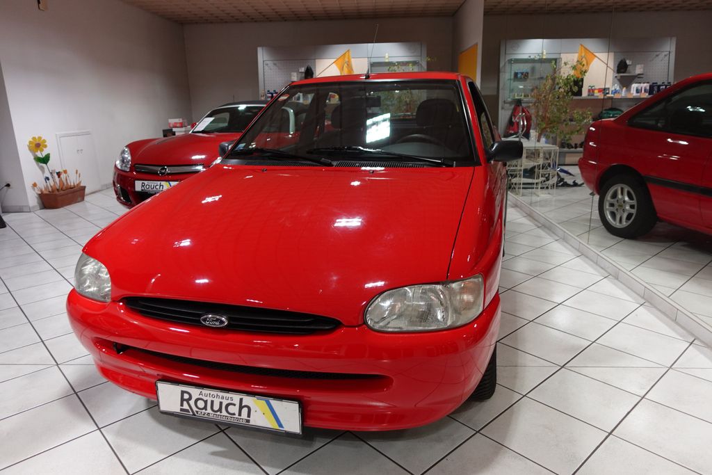 Ford Escort 1.4i Champ 1. Hand,
