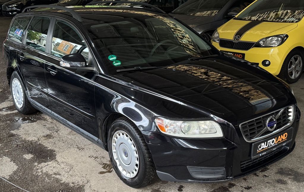 Bild des Angebotes Volvo V50 Kombi D2 1.6l*TÜV 08/27*AHK*KLIMA*BLIS*PDC*