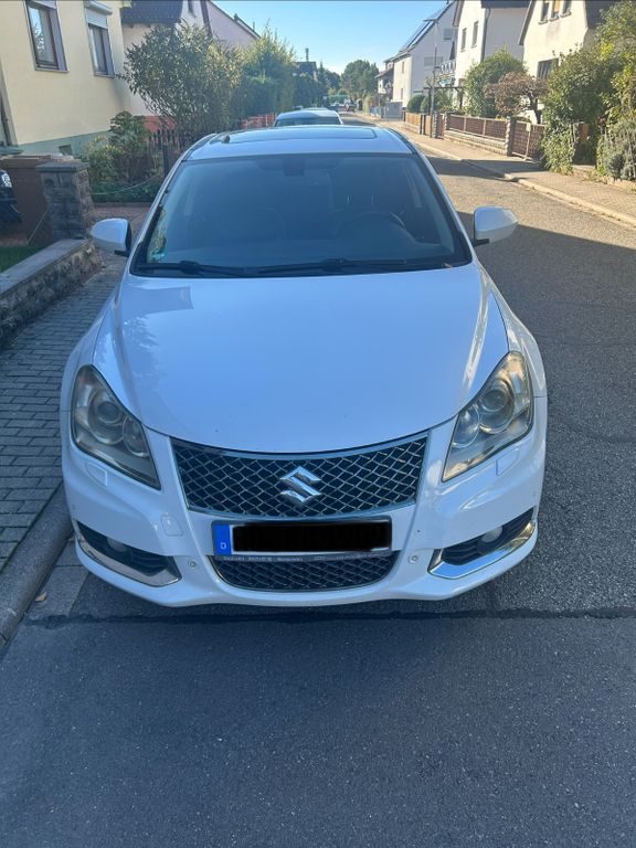 Bild des Angebotes Suzuki Kizashi 2.4 SPORT SPORT
