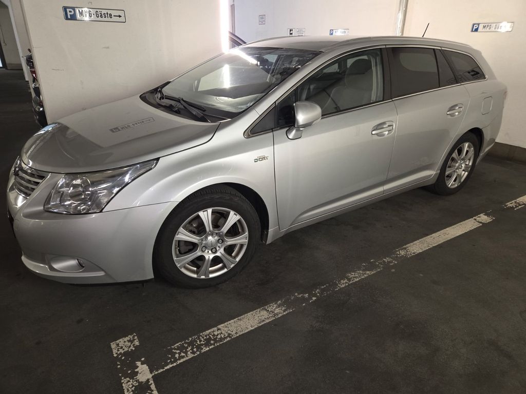 Bild des Angebotes Toyota Avensis Combi Edition 2.2 D-4D Automatik Edition