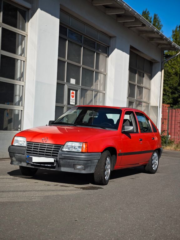 Opel Kadett E 1.6i