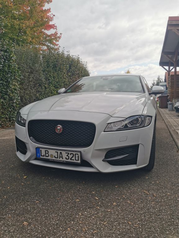 Bild des Angebotes Jaguar XF 30d 300PS Prestige Automatik Prestige