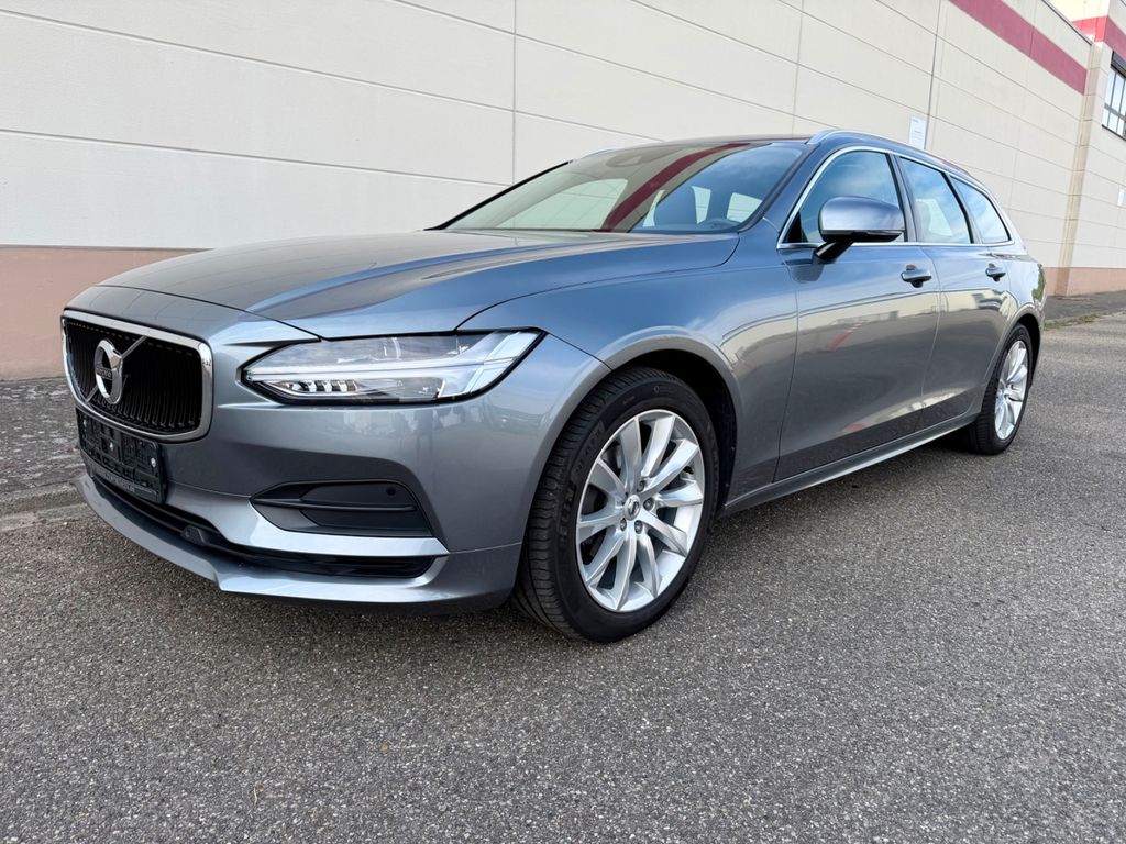 Bild des Angebotes Volvo V90 D3 Momentum - LEDER + NAVI + LED + CAM + AHK