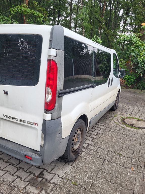 Bild des Angebotes Opel Vivaro Kasten/Kombi Kombi L1H1 2,9t