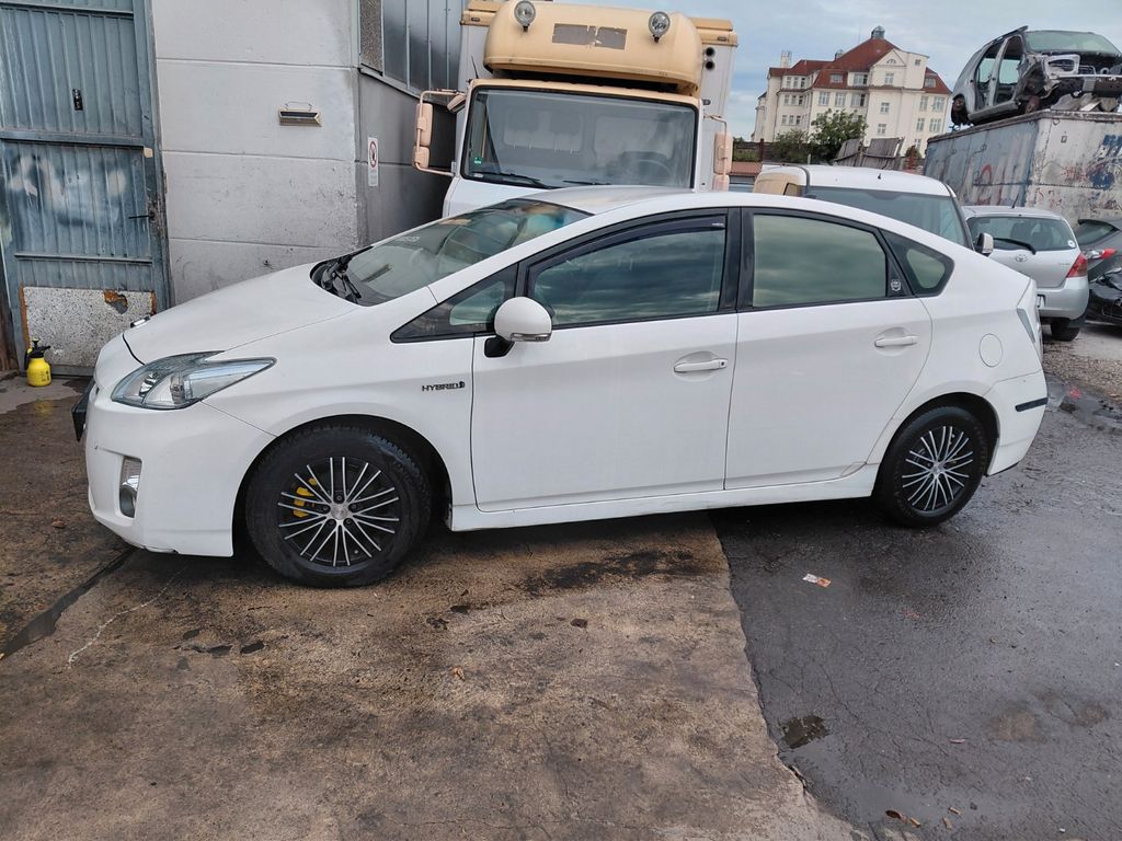 Bild des Angebotes Toyota Prius 1.8-l-VVT-i -
