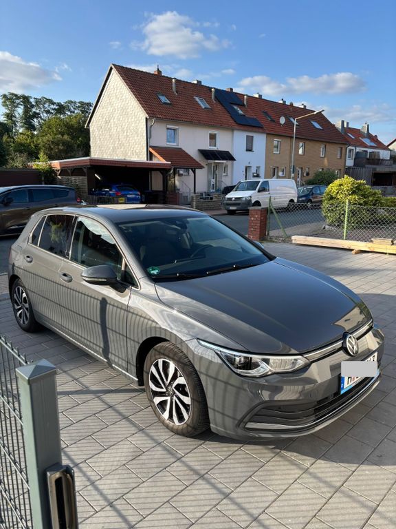 Bild des Angebotes Volkswagen Golf 2.0 TDI SCR DSG ACTIVE ACTIVE