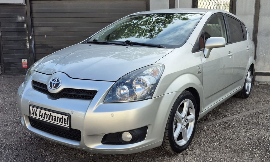 Bild des Angebotes Toyota Corolla Verso 7 Sitze Klima AHK