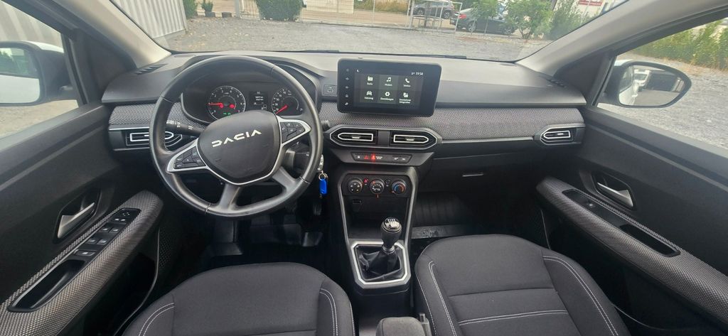 Dacia Logan Limousine Expression 90PS LED Android PDC