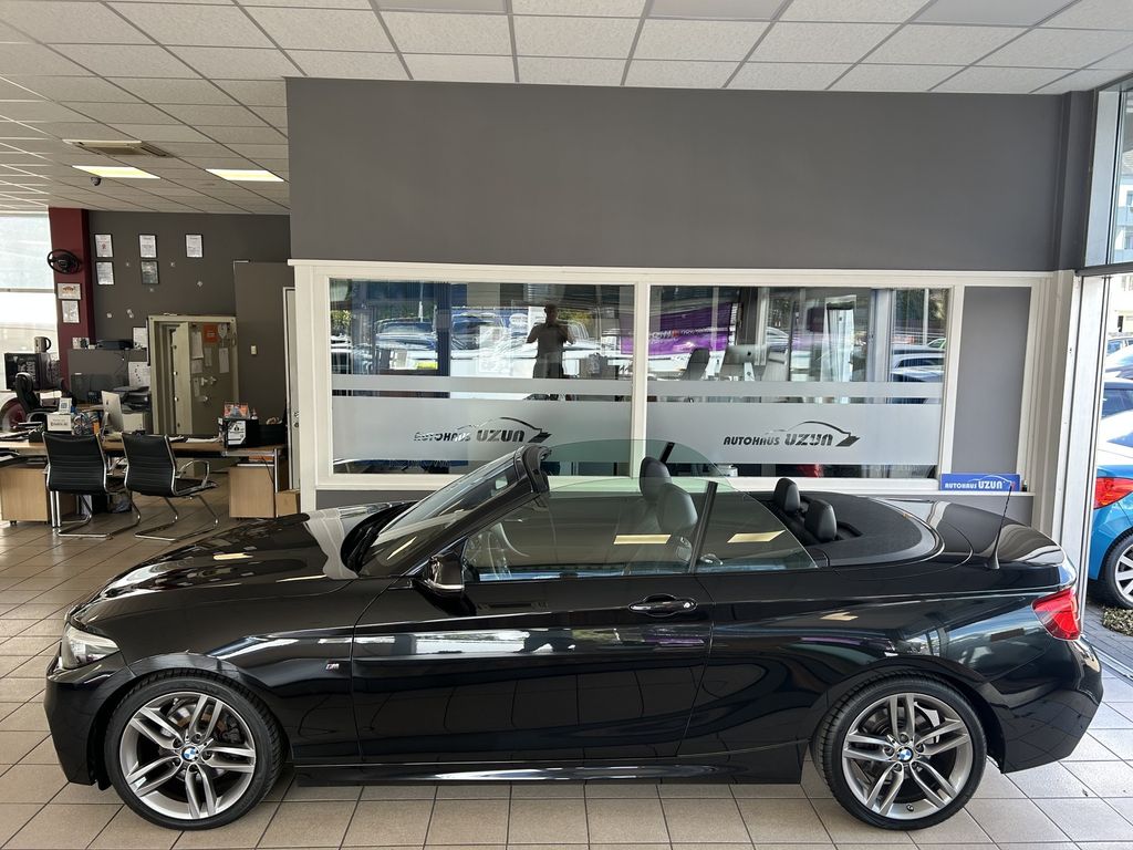 Bild des Angebotes BMW 220 d M Sport Cabrio Leder LED Harman 18Zoll LM