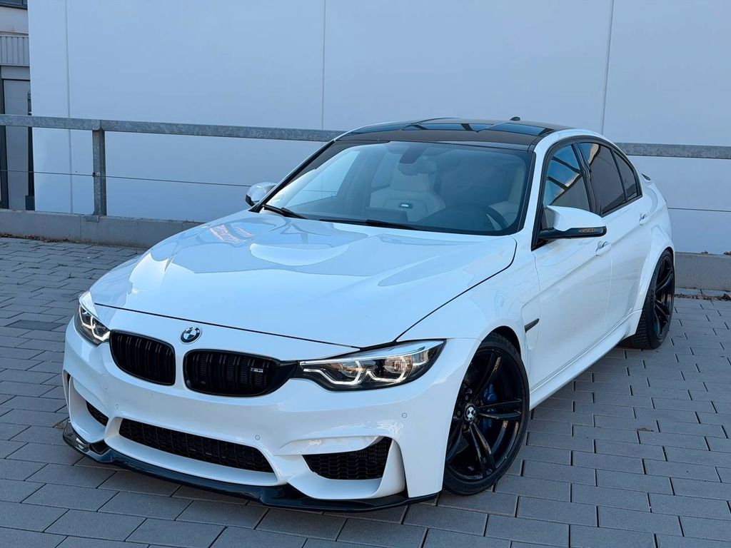 Bild des Angebotes BMW M3 Competition Carbon