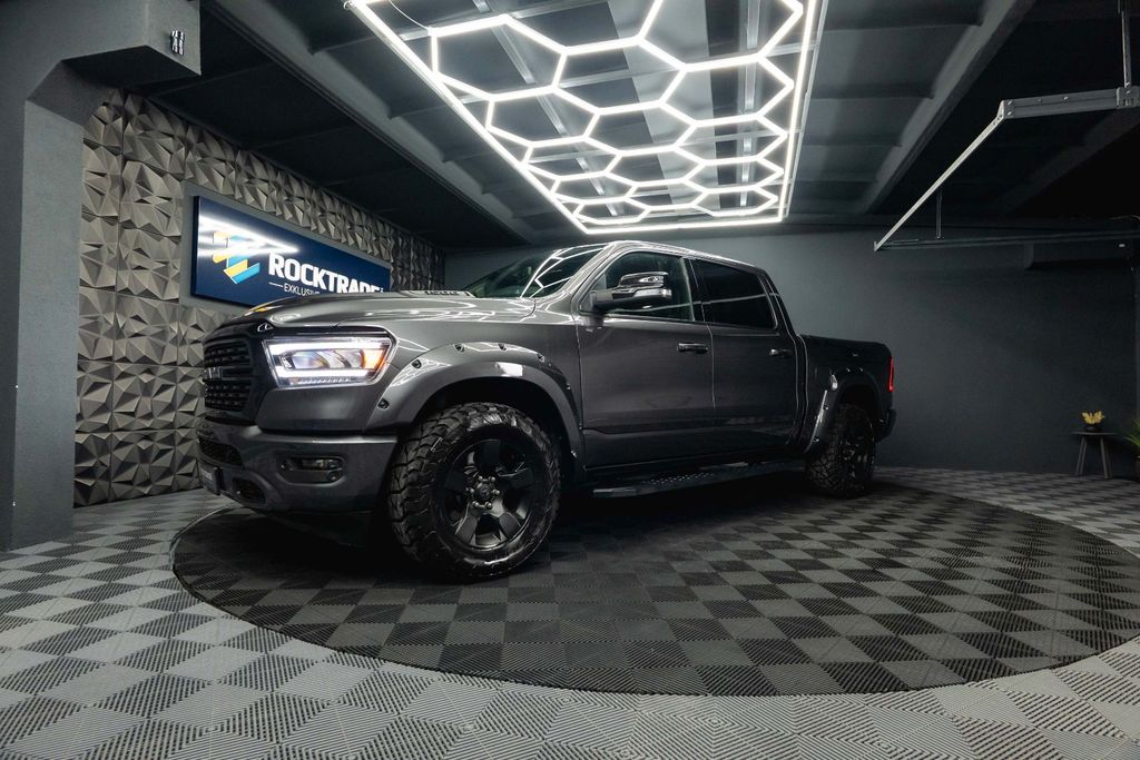 Bild des Angebotes Dodge RAM 5.7 V8 HEMI 4x4 NIGHT LARAMIE *RAM BOX*LED*