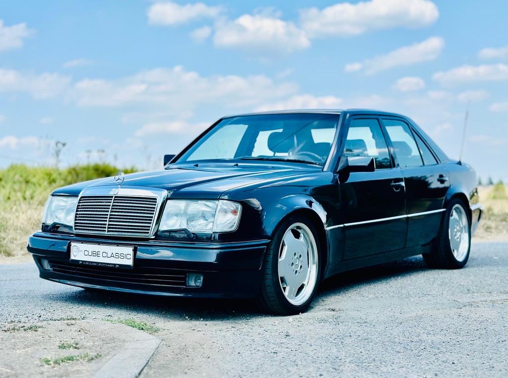 Mercedes-Benz E 500