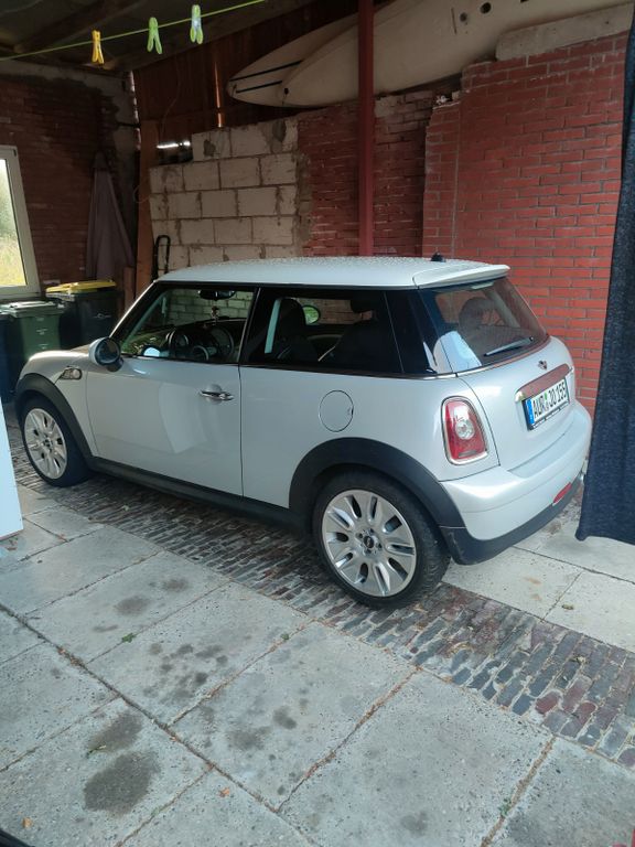 Bild des Angebotes MINI Cooper Camden 2010