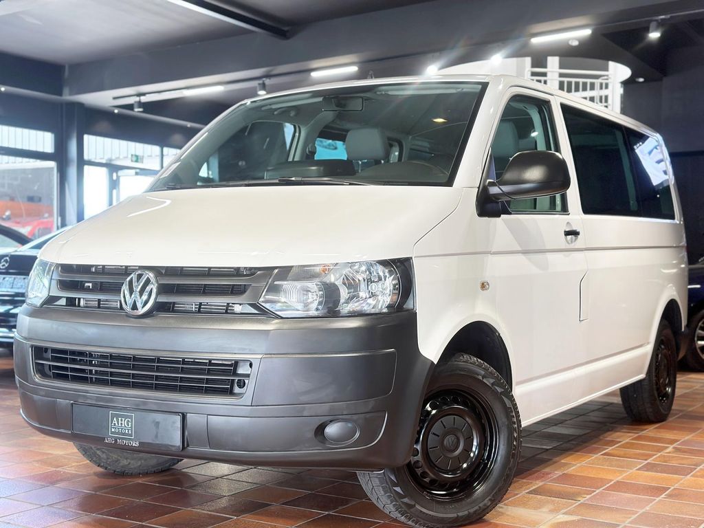 Bild des Angebotes Volkswagen T5 4MOTION KURZ 9SITZER KLIMA STANDHZ BUNDESWEHR