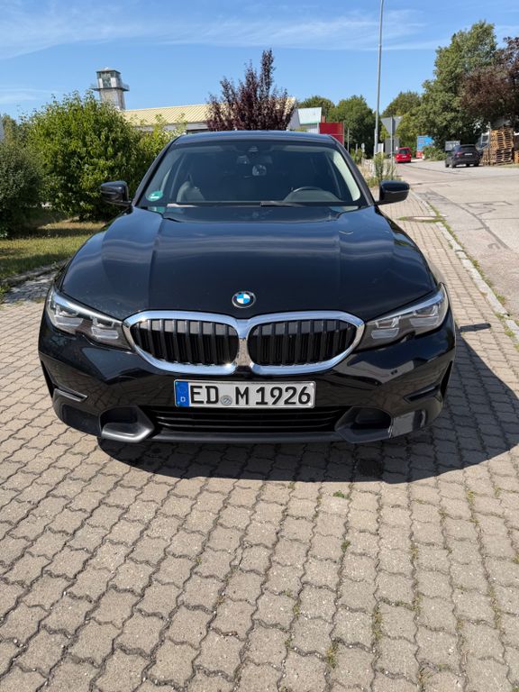 Bild des Angebotes BMW 330d Sport Line Automatik Sport Line