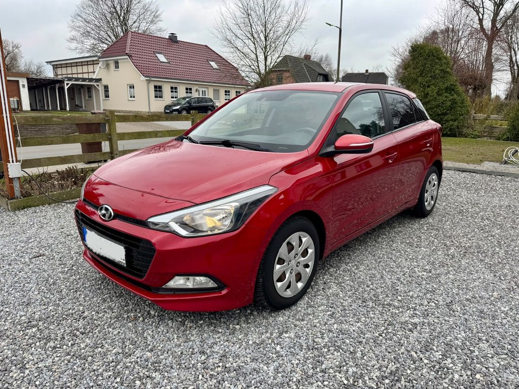 Bild des Angebotes Hyundai i20 1.0 T-GDI 74kW blue Active Trend Active ...