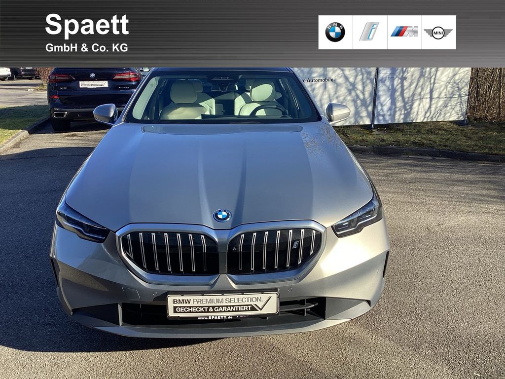 Bild des Angebotes BMW i5 eDrive40 Limousine HK HiFi DAB LED Pano.Dach