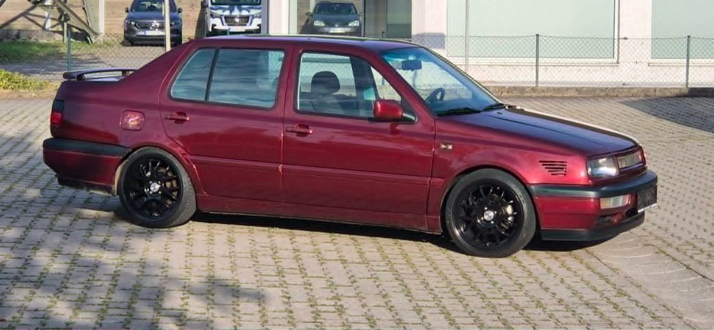 Bild des Angebotes Volkswagen Vento 2.0 GLX GLX