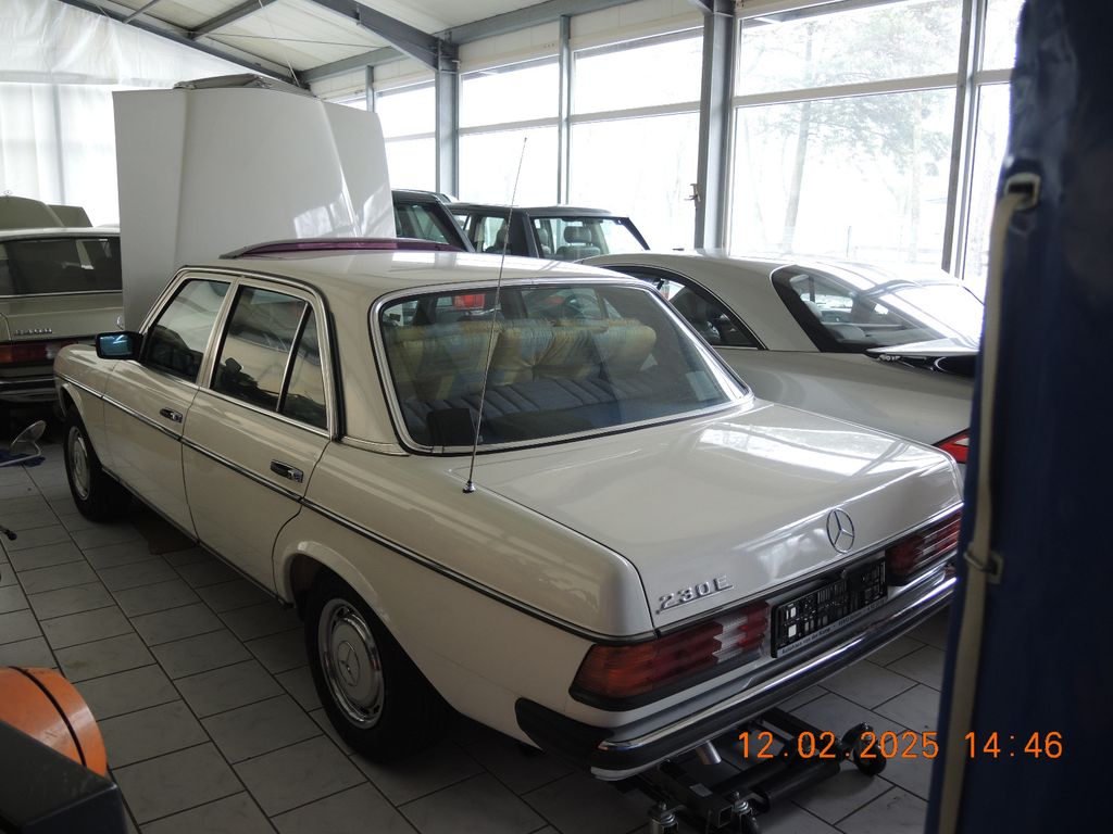 Bild des Angebotes Mercedes-Benz 230