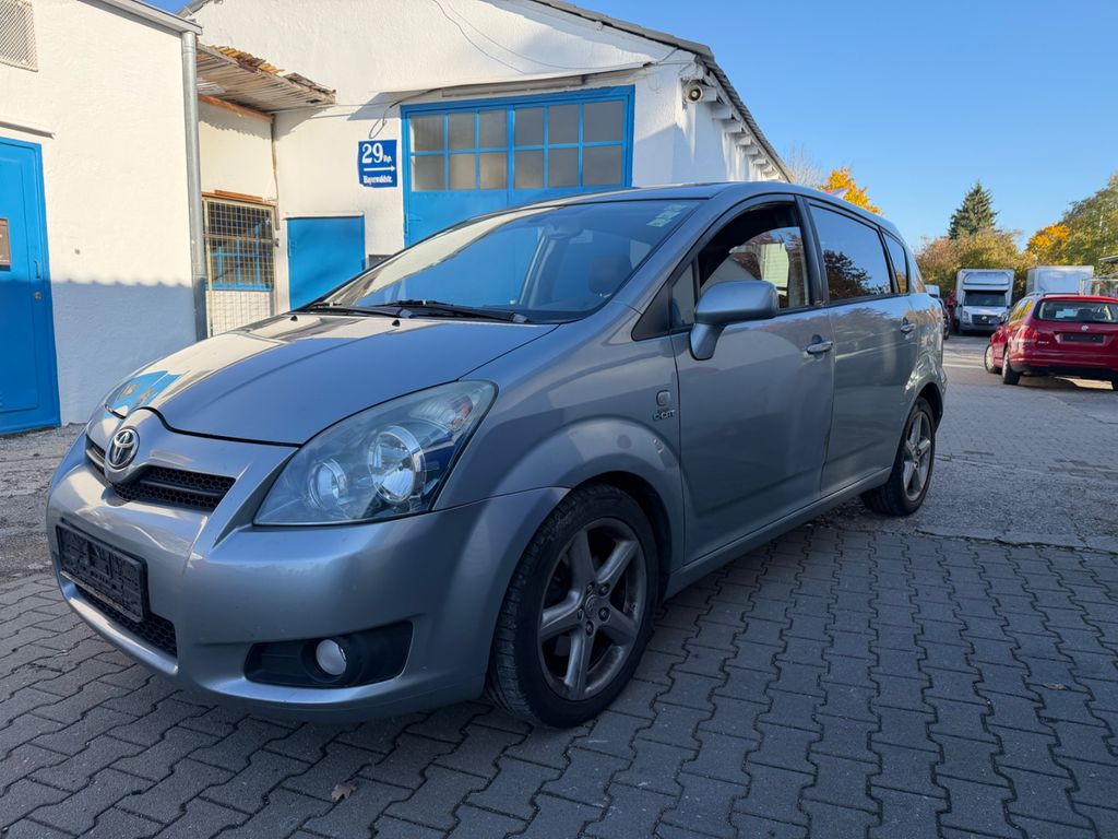 Bild des Angebotes Toyota Corolla Verso 2.2 D-CAT Sol 7 Sitzer