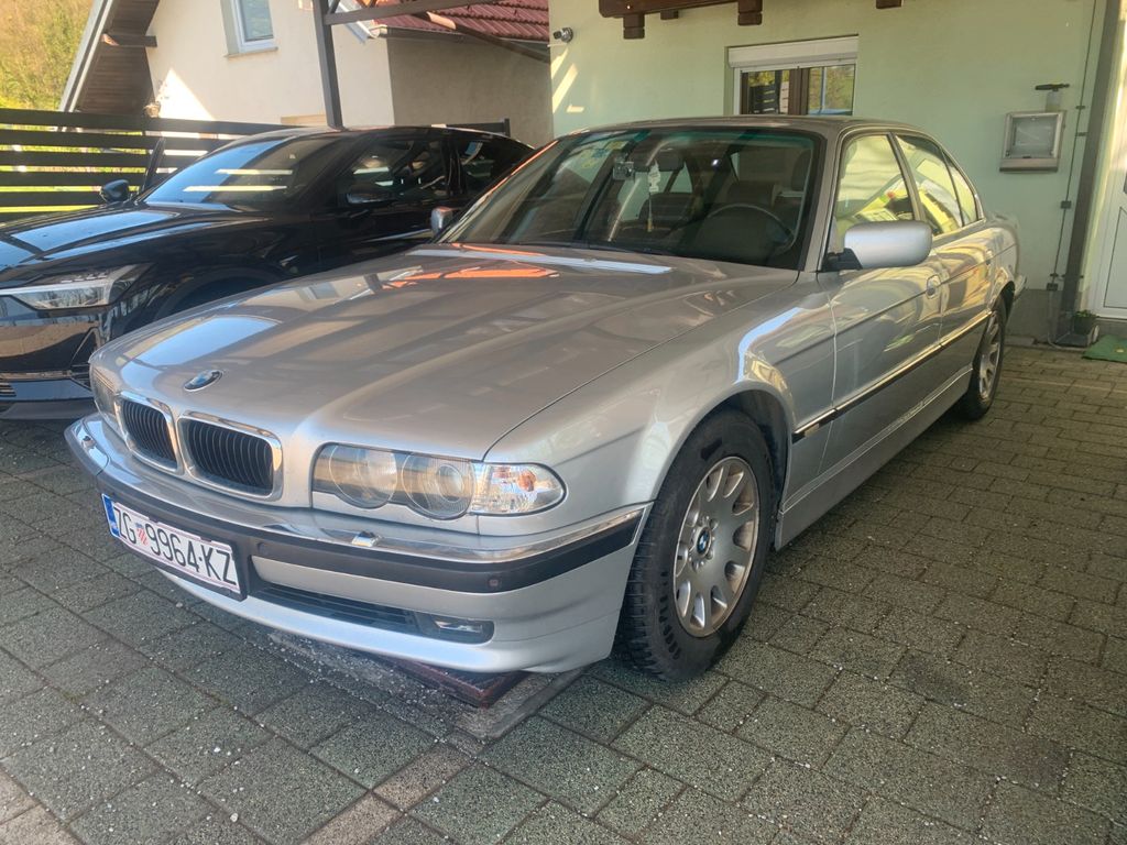 BMW 740d A -