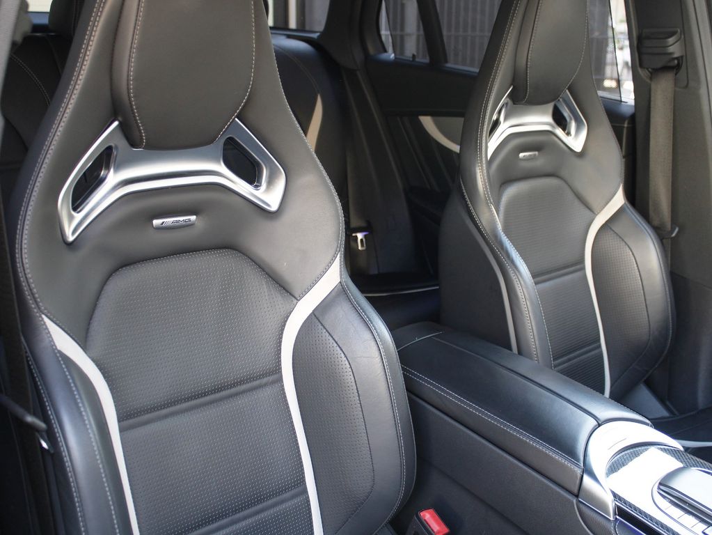 Bild des Angebotes Mercedes-Benz GLC 63 S AMG PERFORMANCE*KERAMiK+CARBON+SCHALEN*