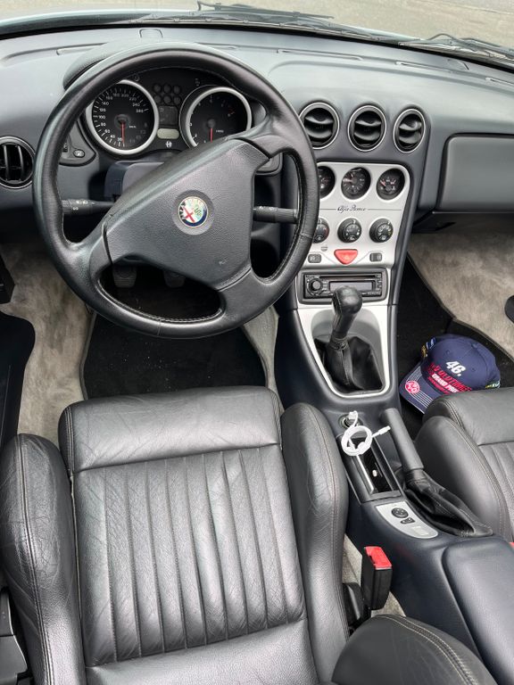 Bild des Angebotes Alfa Romeo Spider 2.0 T.Spark L L ab 26.04.26 behalten wir