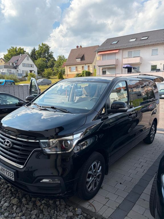 Hyundai H-1 Travel Premium 2.5 CRDi Automatik